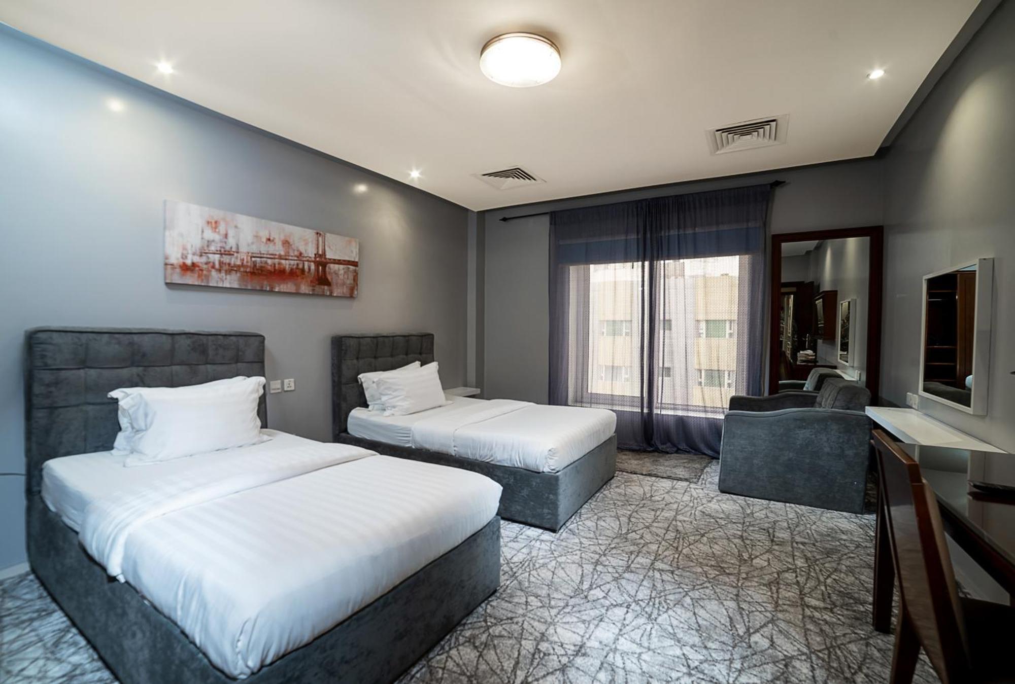 Golden Garden Al Corniche Aparthotel 4*